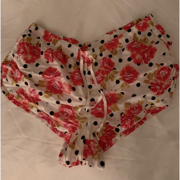 PINK Victoria's Secret Pants - Victoria’s Secret floral sleep shorts